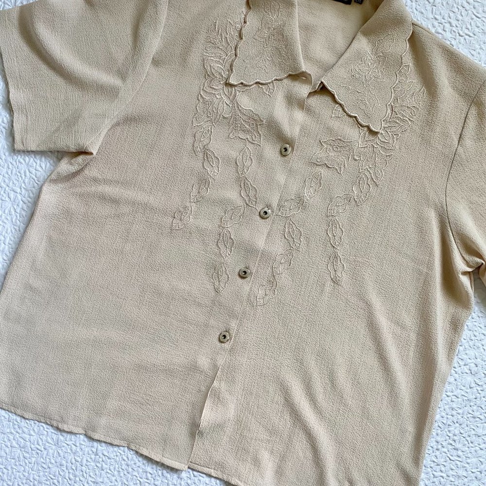 Vintage Light Brown Embroidered Collar Shirt